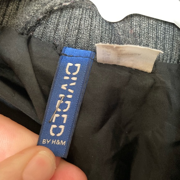 Heavy H&M winter peacoat, lined, charcoal. size Small/Medium. grey coat - Picture 6 of 13